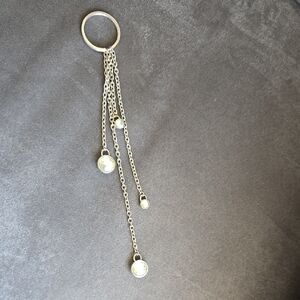 Elegant Silver Chain Keyring